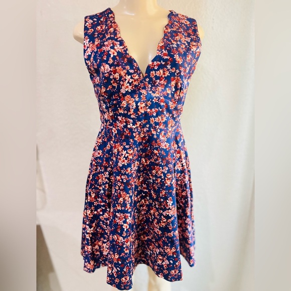 Current Air dress size Med floral print with pockets NWT - Picture 1 of 15